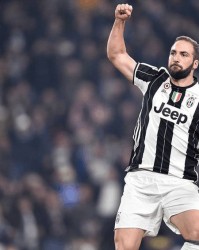  那不勒斯队长重伤，赛季报销震惊足坛  