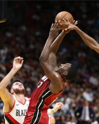  开拓者利拉德申请交易，指定下家为热火或篮网  