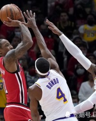  公牛德罗赞末节20分逆转猛龙  