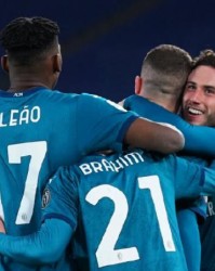  AC米兰德比战绝杀同城死敌，升至积分榜第三  