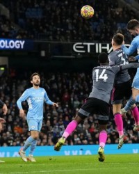  曼城福登替补登场十分钟改写比分  