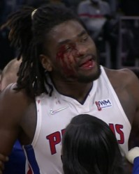  米切尔冲突遭驱逐，骑士负于猛龙引争议  