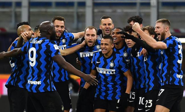  AC米兰德比战绝杀同城死敌取关键三分  