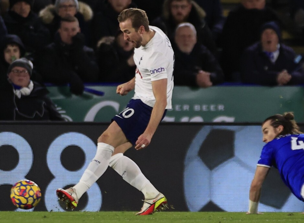  英超-帕尔默替补双响切尔西逆转布伦特福德  