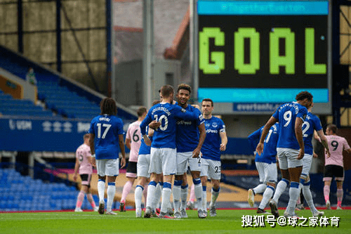  安东尼奥戴帽西汉姆联主场大胜狼队重燃欧战希望