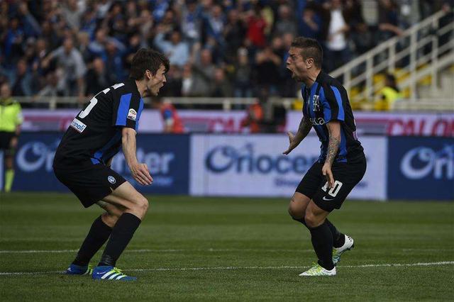  亚特兰大青春风暴，真蓝黑青年军横扫劲旅  